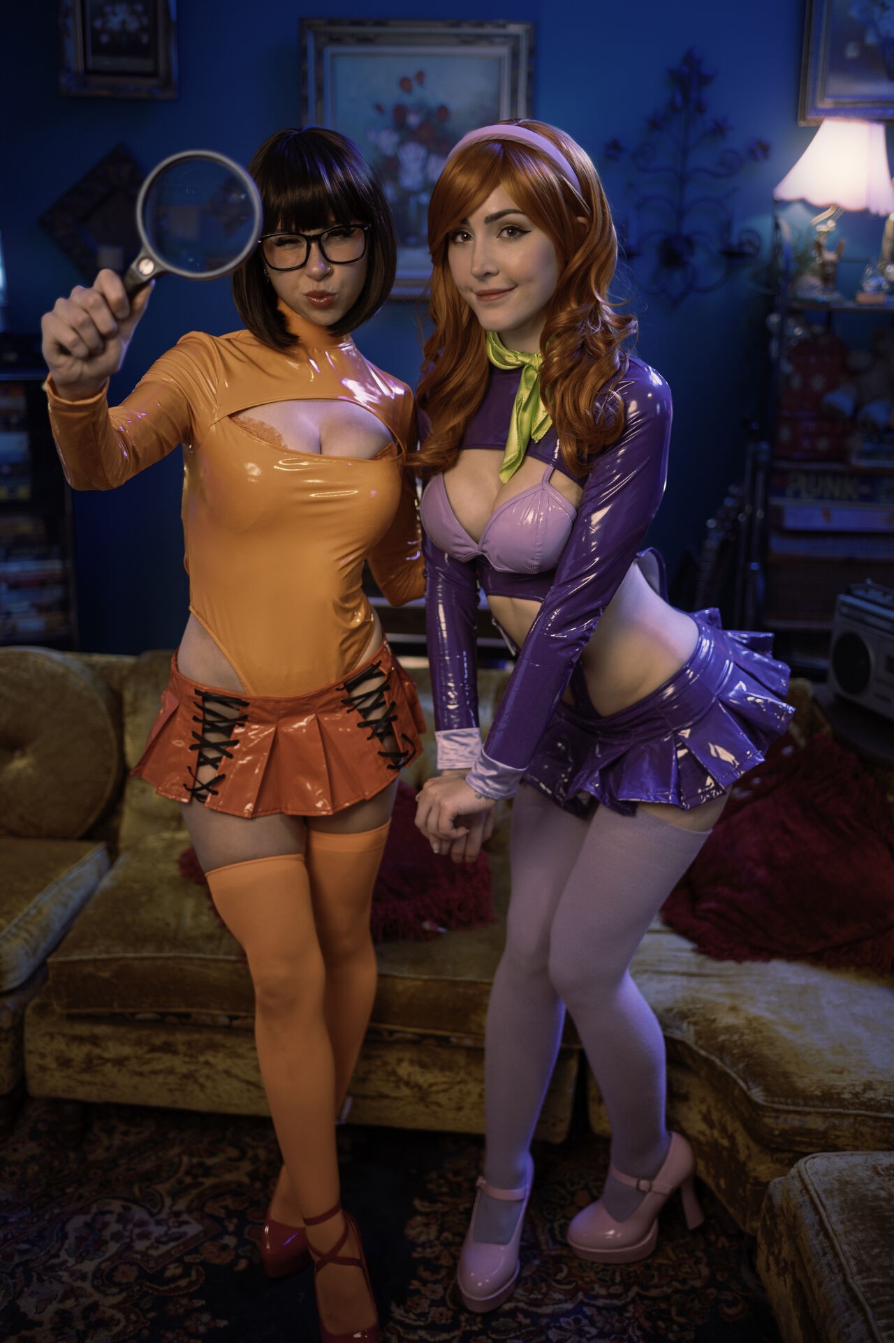 Luxlo & Dessyyc: Daphne & Velma Hentai pt-br 13